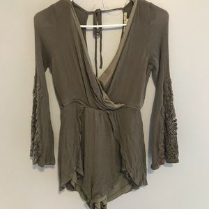 Long sleeve romper